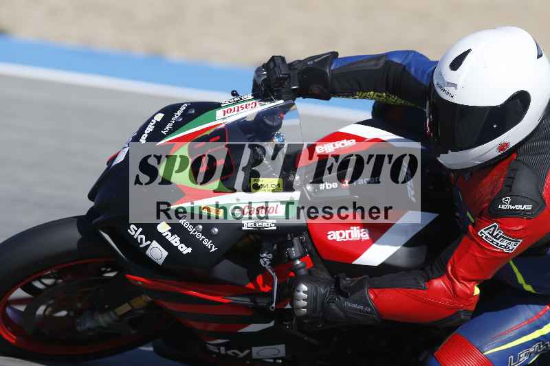 /Archiv-2024/02 29.01.-02.02.2024 Moto Center Thun Jerez/Gruppe schwarz-black/89